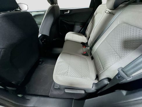 Used 2020 Ford Escape SE image 23