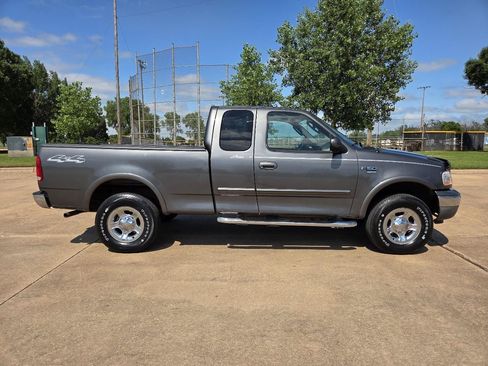 Used 2003 Ford F150 Lariat AWD/4WD image 22