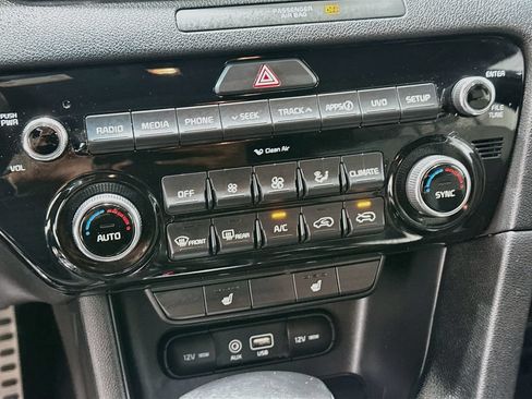 Used 2019 Kia Sportage EX w/ EX Sport Appearance Package FWD image 15