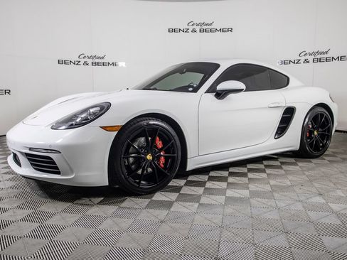 Used 2018 Porsche 718 Cayman S RWD image 10