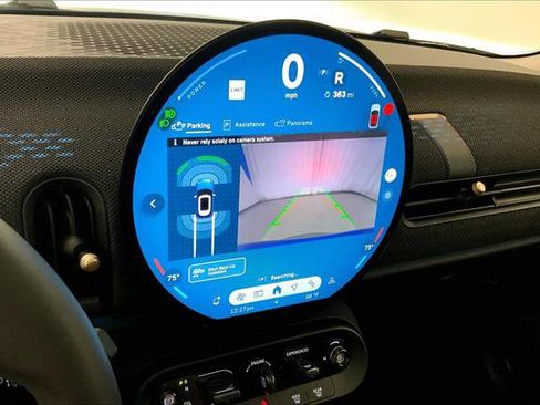 Certified 2025 MINI Cooper 2-Door Hardtop image 17