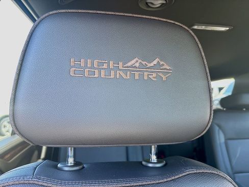 Used 2022 Chevrolet Tahoe High Country AWD/4WD image 49