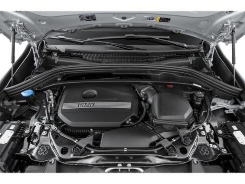 Used 2025 BMW X1 xDrive28i w/ Premium Package image 15