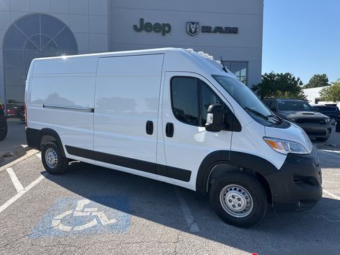 New 2026 RAM ProMaster 2500 w/ Convenience Group image 38