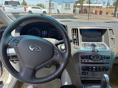 Used 2012 INFINITI G37 Journey w/ Premium Pkg RWD image 19