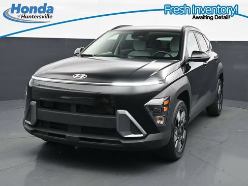 Used 2025 Hyundai Kona SEL AWD/4WD image 4