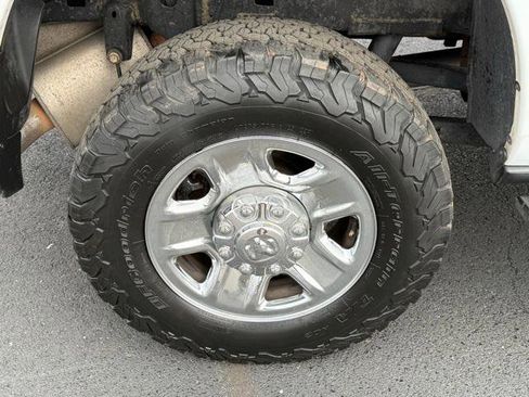 Used 2019 RAM 2500 Tradesman w/ Safety Group image 15