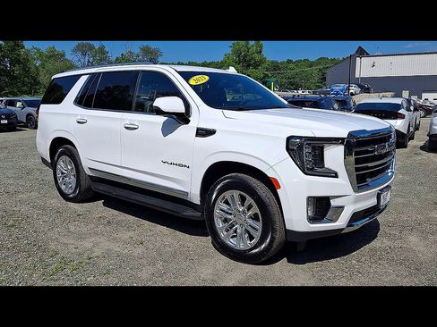 Used 2023 GMC Yukon SLT w/ SLT Luxury Package AWD/4WD image 2