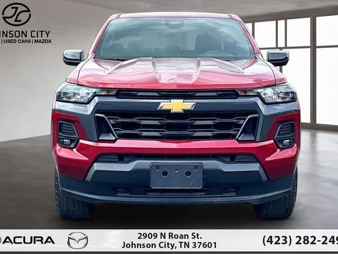 Used 2024 Chevrolet Colorado LT w/ LT Convenience Package AWD/4WD image 3