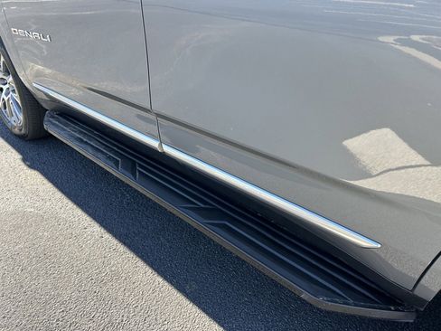 Certified 2025 GMC Yukon Denali image 27