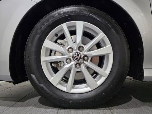 Used 2026 Toyota Camry LE FWD image 22