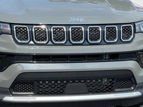 Used 2023 Jeep Compass Limited AWD/4WD image 41