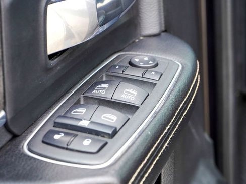 Used 2022 RAM 2500 Laramie AWD/4WD image 19