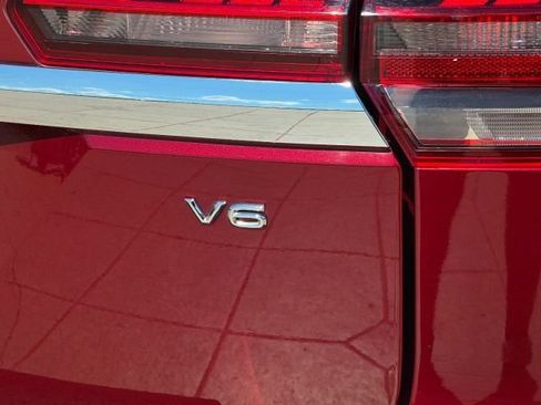 Used 2019 Volkswagen Atlas SEL FWD image 36