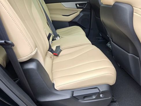 Certified 2023 Acura MDX FWD w/ Technology Package image 15
