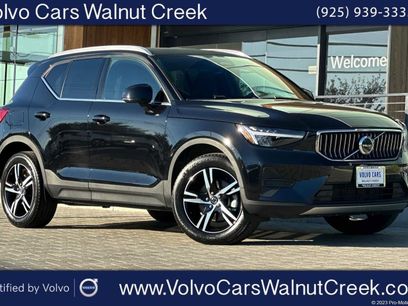 Certified 2025 Volvo XC40 B5 Core