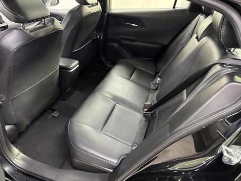 Used 2025 Toyota Prius XLE image 29