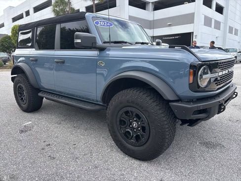 Used 2024 Ford Bronco Wildtrak image 1