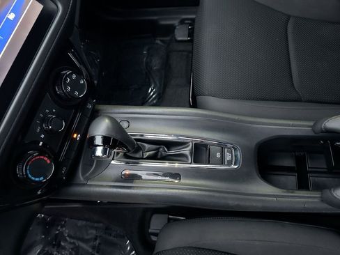 Used 2020 Honda HR-V Sport image 20