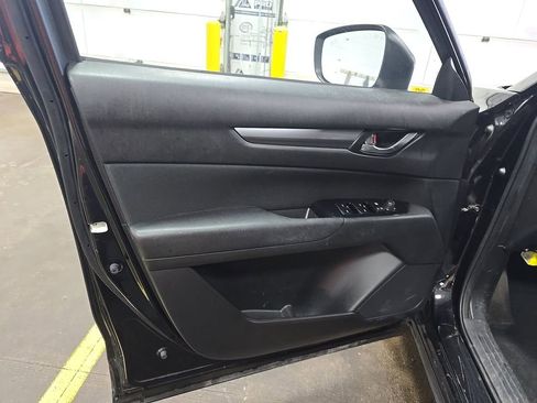 Used 2020 MAZDA CX-5 Sport FWD image 14