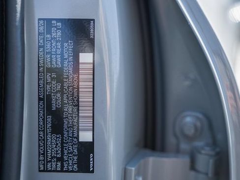 New 2027 Volvo XC60 B5 Ultra AWD/4WD image 42