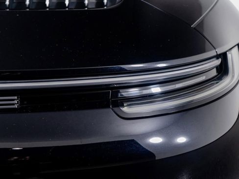 Used 2021 Porsche 911 Carrera 4S w/ Sport Package image 27