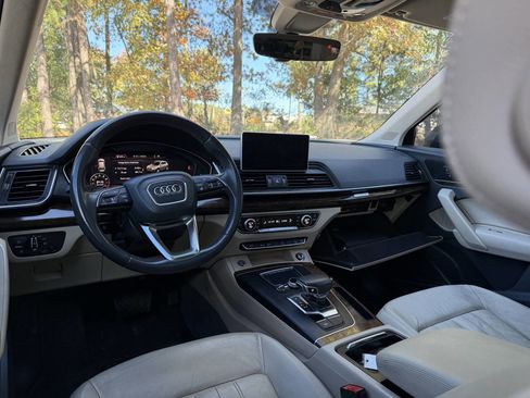 Used 2018 Audi Q5 2.0T Premium Plus w/ Premium Plus Package image 17
