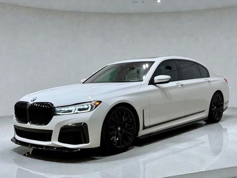 Used 2022 BMW 750i xDrive 750i xDrive w/ Executive Package image 5