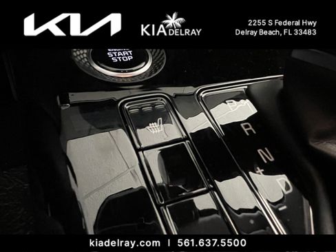 New 2025 Kia Niro EX image 22