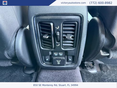 Used 2016 Jeep Grand Cherokee SRT AWD/4WD image 14