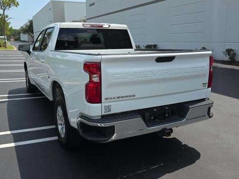 Used 2021 Chevrolet Silverado 1500 LT RWD image 4