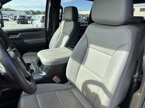 Used 2025 Chevrolet Silverado 2500 LTZ w/ Z71 Chrome Sport Edition image 29