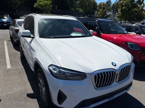 Used 2024 BMW X3 xDrive30i AWD/4WD image 2