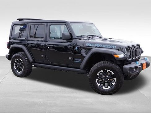 Certified 2025 Jeep Wrangler Unlimited Rubicon 4xe w/ Safety Group image 3