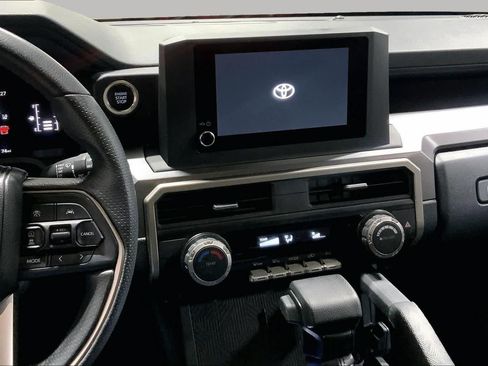 Used 2025 Toyota 4Runner SR5 AWD/4WD image 7