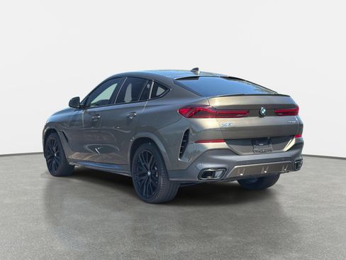 Used 2023 BMW X6 xDrive40i w/ M Sport Package AWD/4WD image 5
