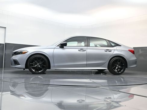 Used 2022 Honda Civic Sport image 19