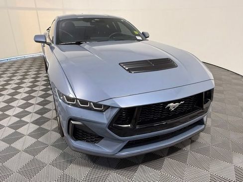 Used 2024 Ford Mustang GT RWD image 16