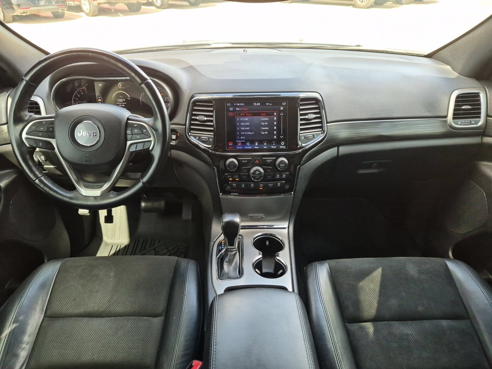 Used 2021 Jeep Grand Cherokee Laredo X AWD/4WD image 24