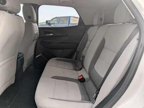 Used 2024 Chevrolet TrailBlazer LT FWD image 13
