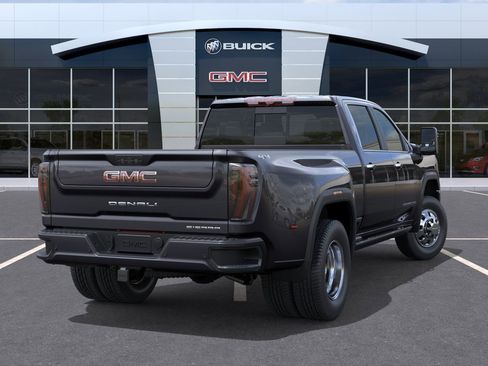 New 2026 GMC Sierra 3500 Denali Ultimate AWD/4WD image 4
