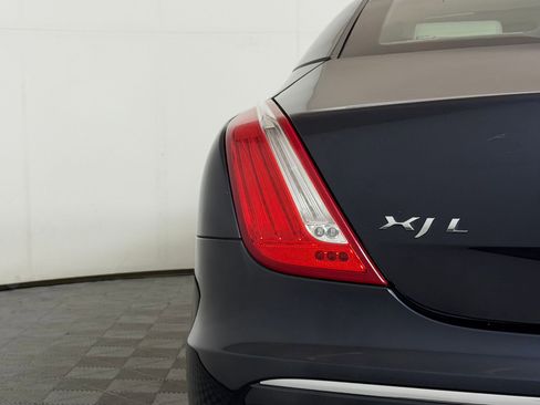 Used 2012 Jaguar XJ L Supercharged image 13
