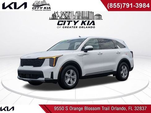 New 2026 Kia Sorento LX FWD image 1
