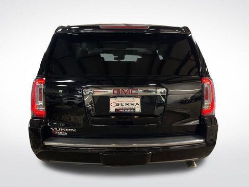 Used 2017 GMC Yukon Denali AWD/4WD image 4