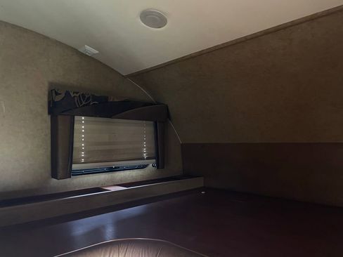 Used 2013 Ford E-450 and Econoline 450 Super Duty w/ Motorhome Prep Pkg image 82