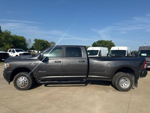 Used 2024 RAM 3500 Big Horn w/ Sport Appearance Package AWD/4WD image 4