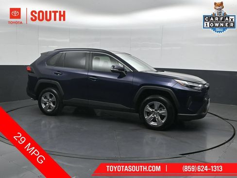 Used 2025 Toyota RAV4 XLE AWD/4WD image 1