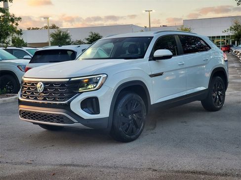 New 2026 Volkswagen Atlas Cross Sport SE image 3