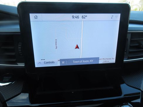 Used 2023 Ford Explorer ST-Line w/ Class IV Trailer Tow Package image 30