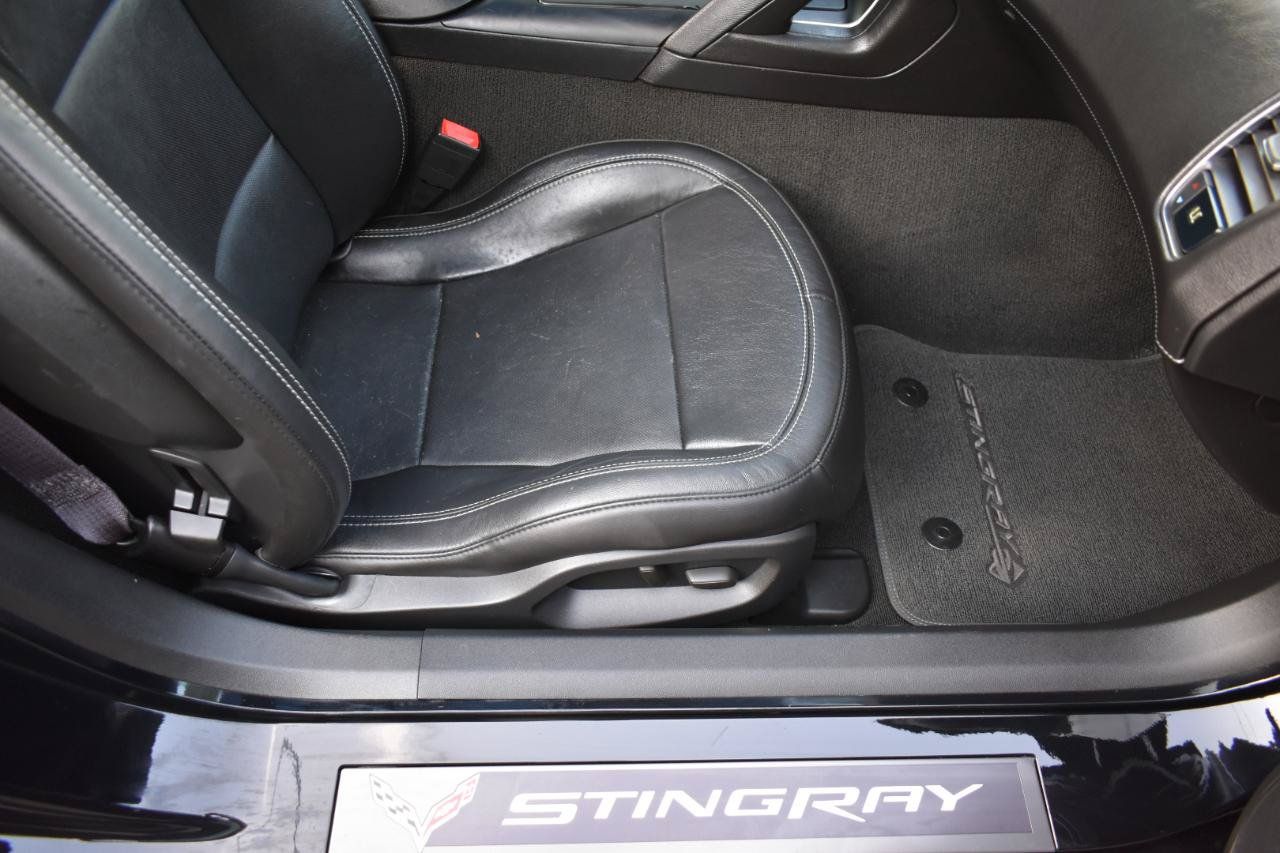 Used 2014 Chevrolet Corvette Stingray Coupe w/ Battery Protection Package RWD image 28